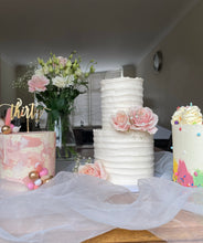 Load image into Gallery viewer, Bespoke cakes