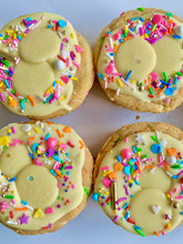 Load image into Gallery viewer, Funfetti Deep Dish Cookie