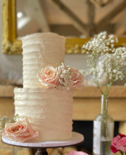 Load image into Gallery viewer, Bespoke cakes