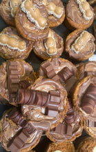 Load image into Gallery viewer, Kinder deep dish cookie