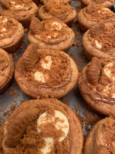 Load image into Gallery viewer, Biscoff Deep Dish Cookie