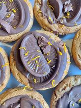 Load image into Gallery viewer, Chocolate orange deep dish cookies