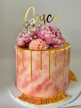 Load image into Gallery viewer, Bespoke cakes