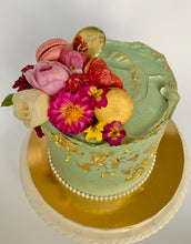Load image into Gallery viewer, Bespoke cakes