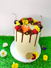 Load image into Gallery viewer, Bespoke cakes